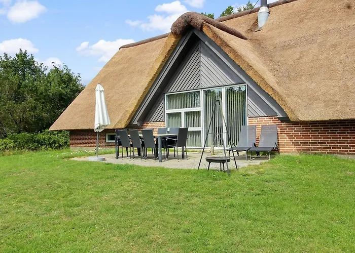 Tabithe - 2-2km From The Sea By Interhome Semesterbostad Henne Strand